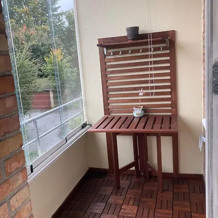 Con 2 Stanze Da Letto Vicino La Stazione Metro Di Mozart Plads * København