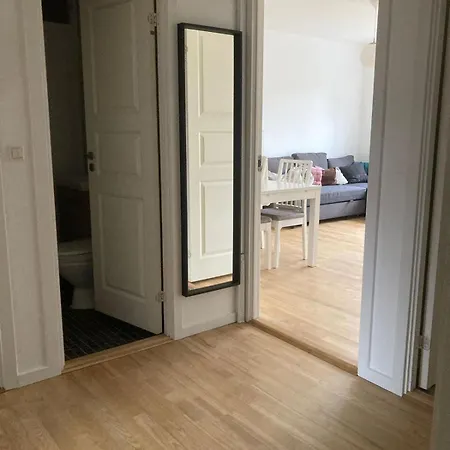 Lejlighed Con 2 Stanze Da Letto Vicino La Stazione Metro Di Mozart Plads København